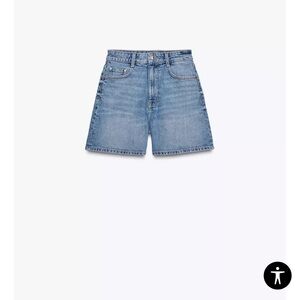 HIGH-WAISTED MOM FIT SHORTS